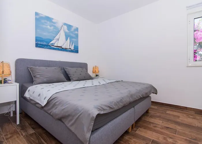 Lumini Trogir